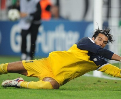 乐鱼-LOL英雄操作巅峰瞬间，英雄联盟操作评分最高多少